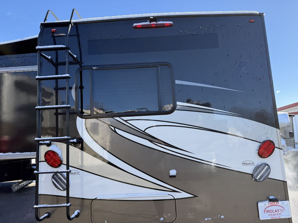 2016 Ford Econoline Image 26