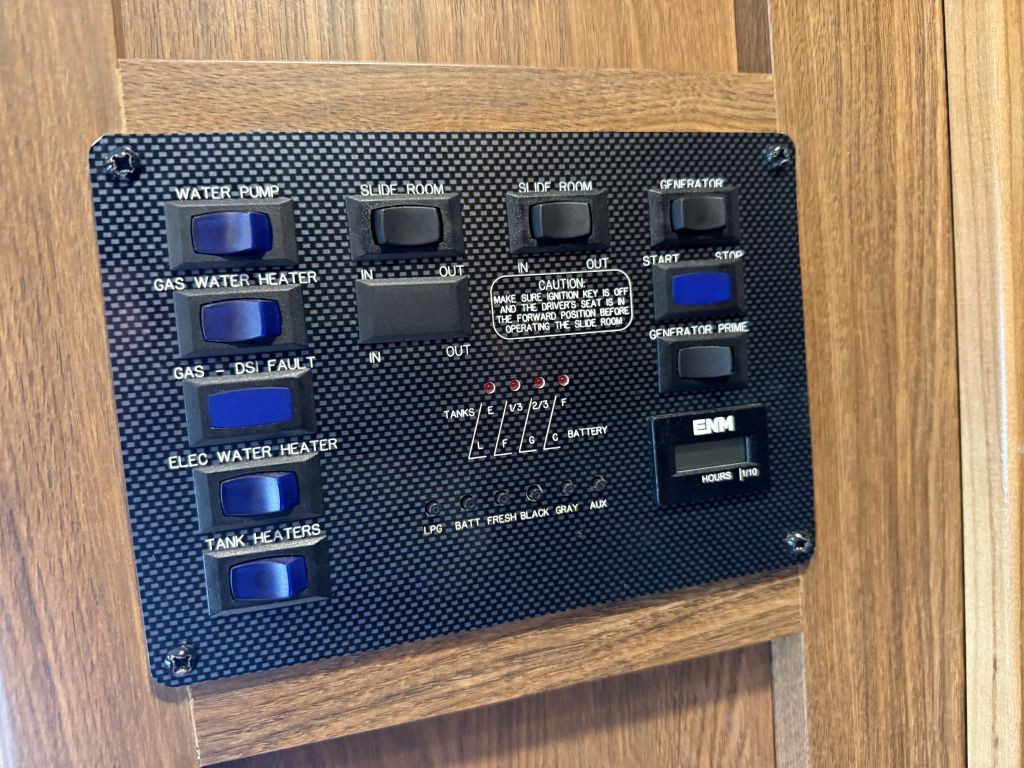 2016 Ford Econoline Image 56