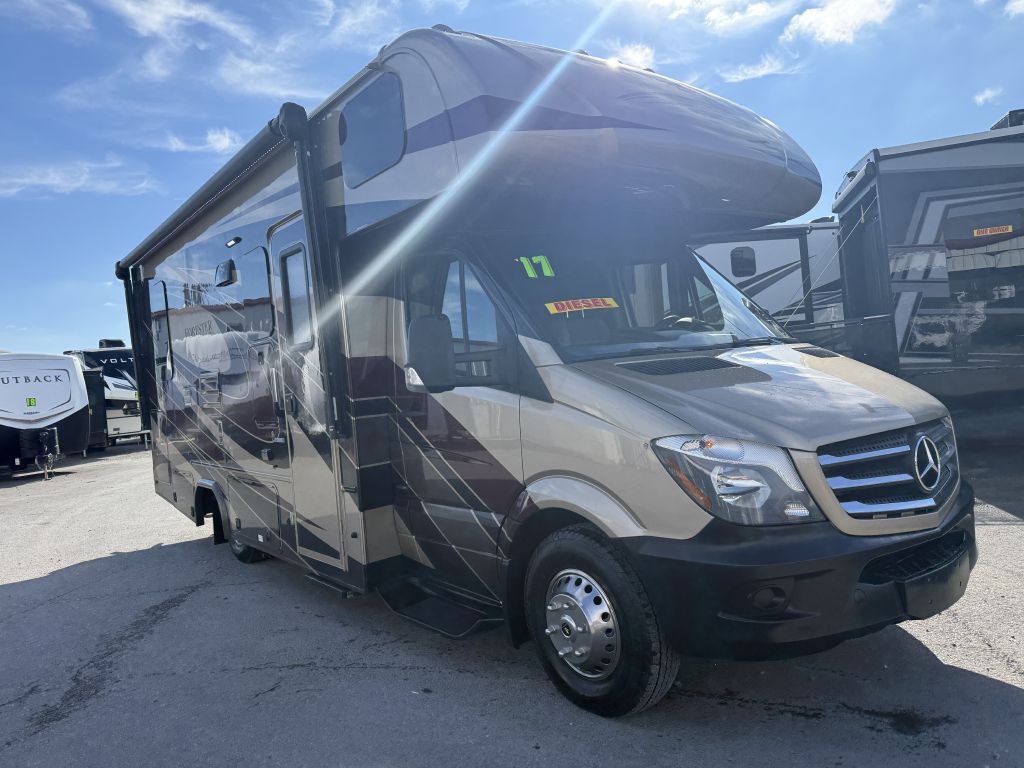 2017 Mercedes-Benz Sprinter Image 3