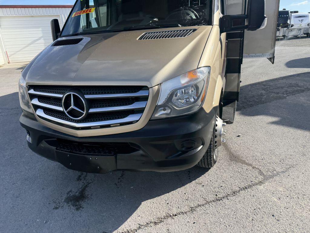 2017 Mercedes-Benz Sprinter Image 6