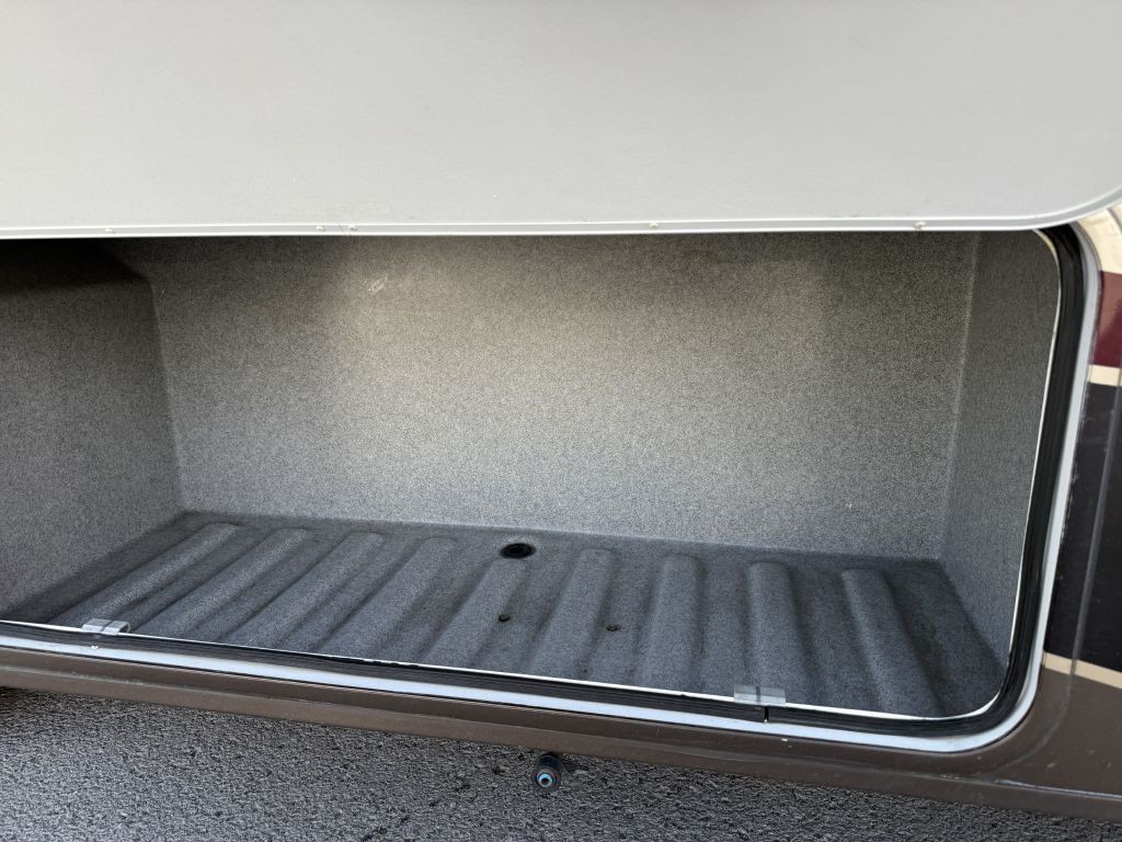 2017 Mercedes-Benz Sprinter Image 19