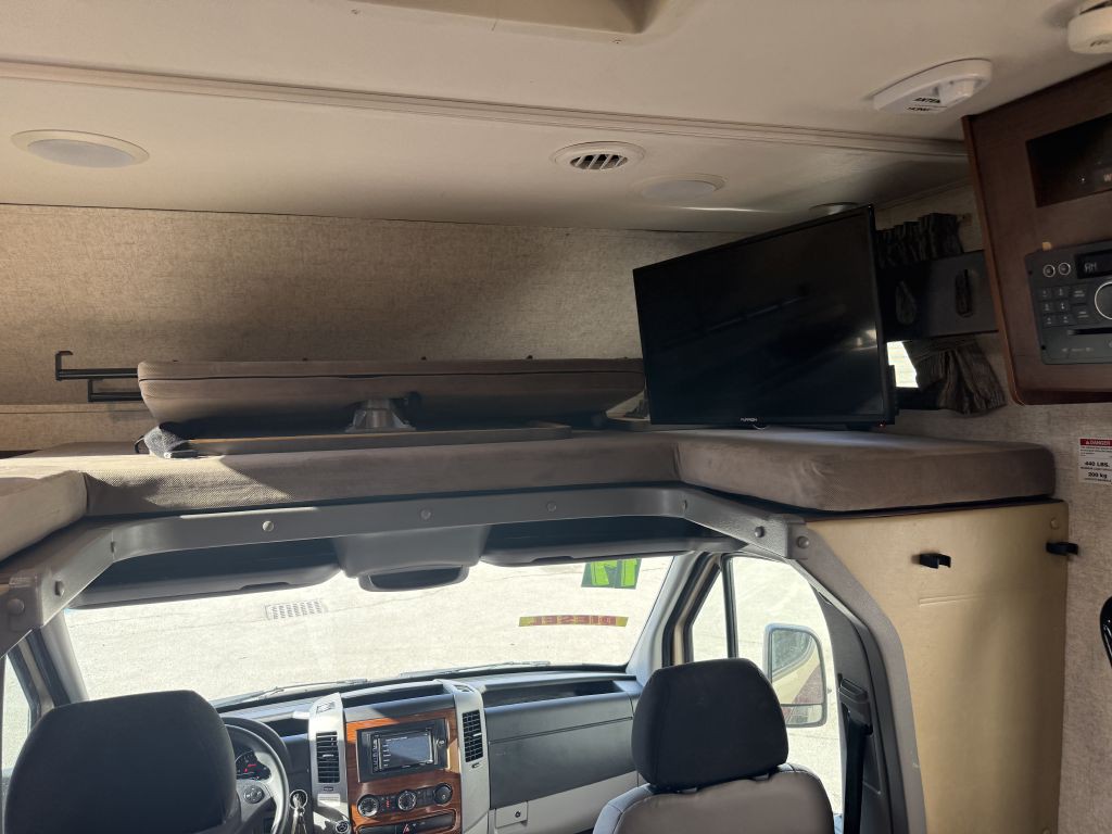 2017 Mercedes-Benz Sprinter Image 38