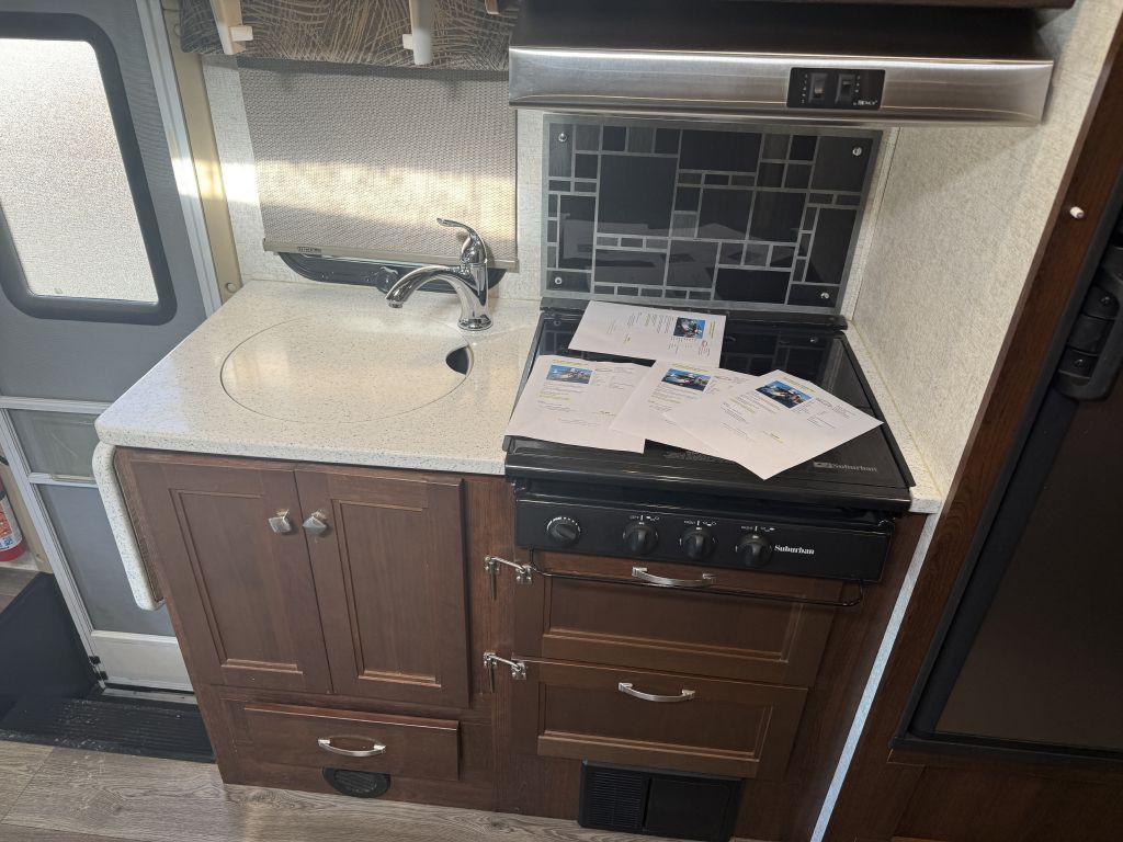 2017 Mercedes-Benz Sprinter Image 43