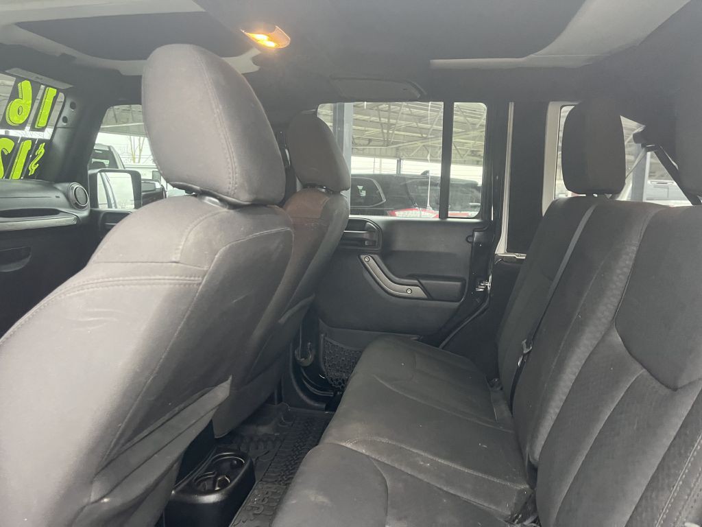 2016 Jeep Wrangler Unlimited Image 9