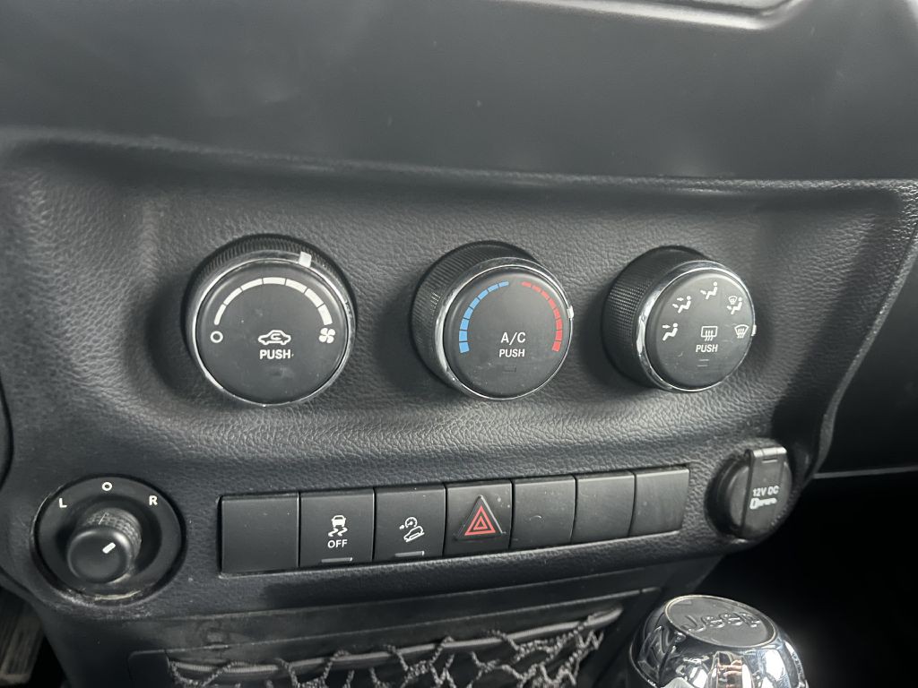 2016 Jeep Wrangler Unlimited Image 15