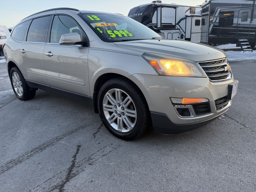2013 Chevrolet Traverse Image 3