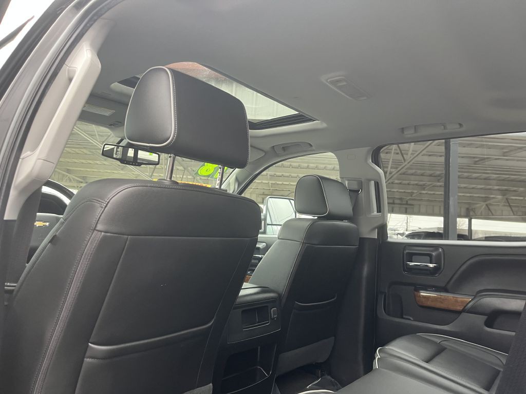 2018 Chevrolet Silverado 1500 Image 17