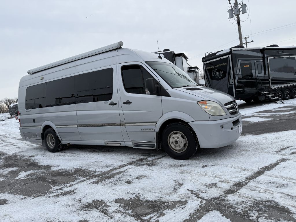 2014 Mercedes-Benz Sprinter Image 1