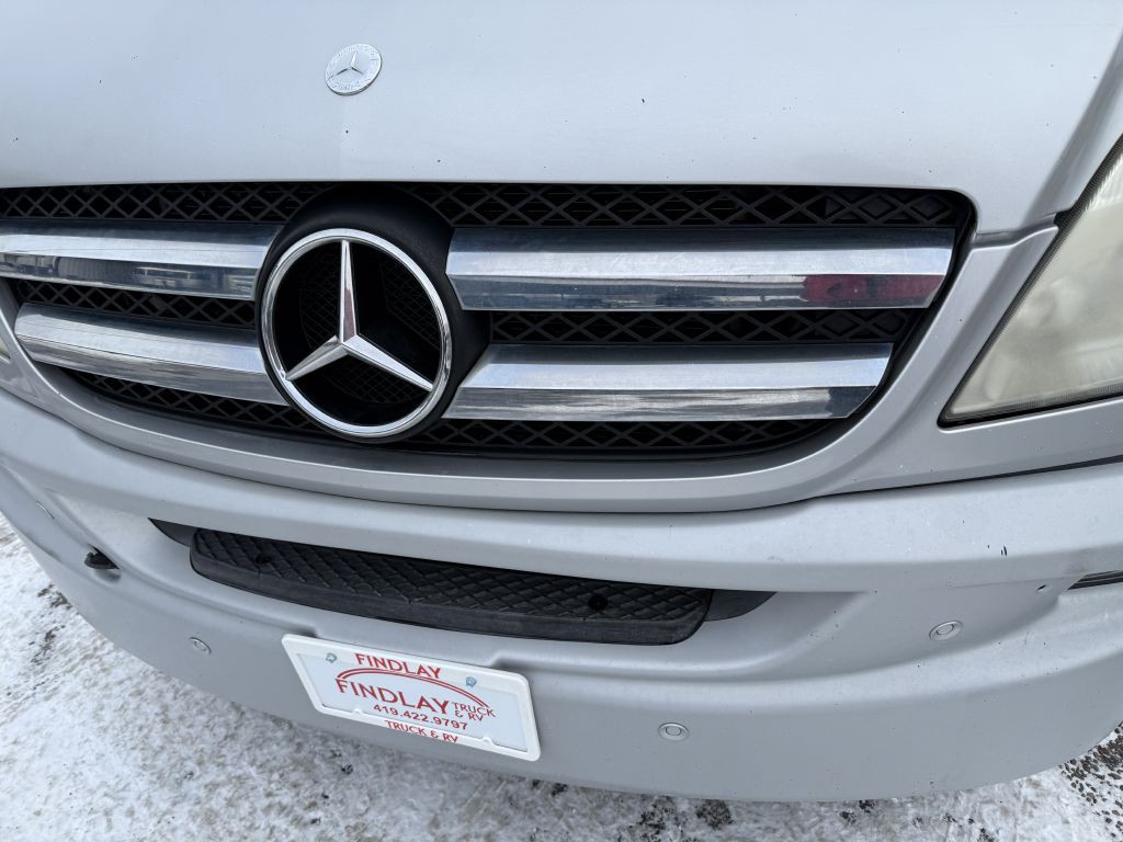 2014 Mercedes-Benz Sprinter Image 14
