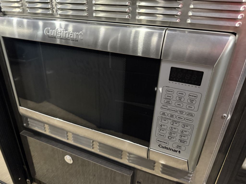 2014 Mercedes-Benz Sprinter Image 53