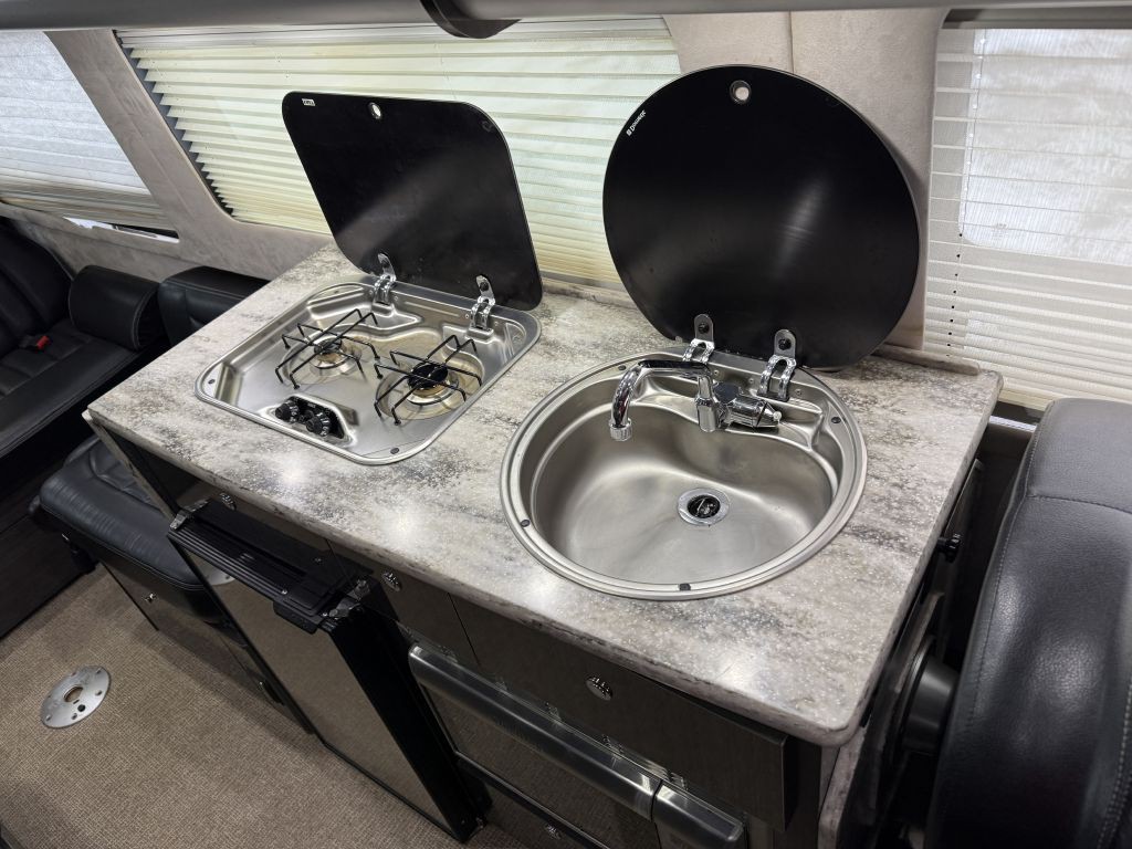 2014 Mercedes-Benz Sprinter Image 55