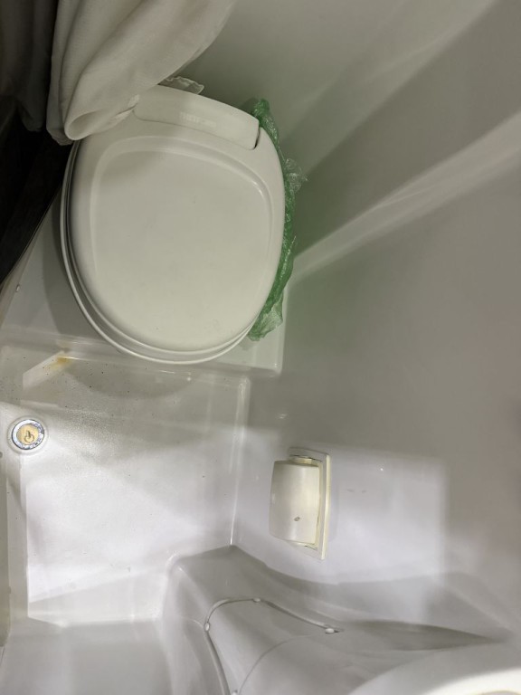 2014 Mercedes-Benz Sprinter Image 62