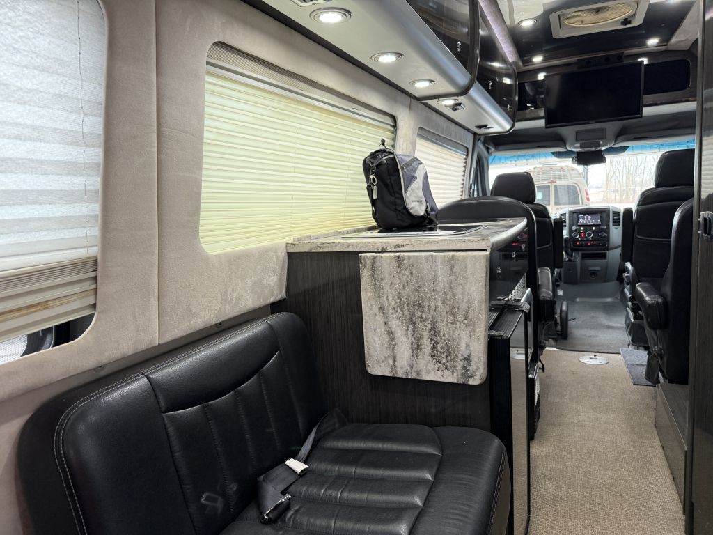 2014 Mercedes-Benz Sprinter Image 69