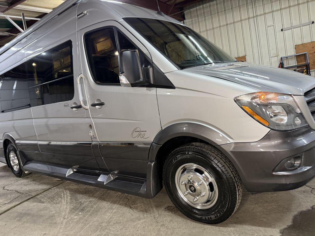 2017 Mercedes-Benz Sprinter Image 23