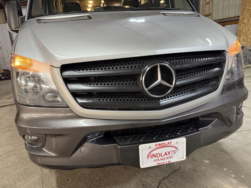 2017 Mercedes-Benz Sprinter Image 24