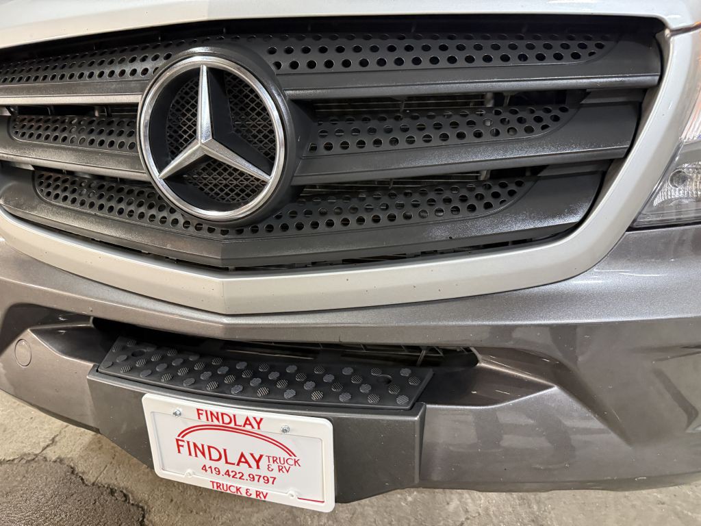 2017 Mercedes-Benz Sprinter Image 25