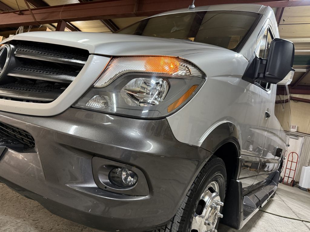 2017 Mercedes-Benz Sprinter Image 26