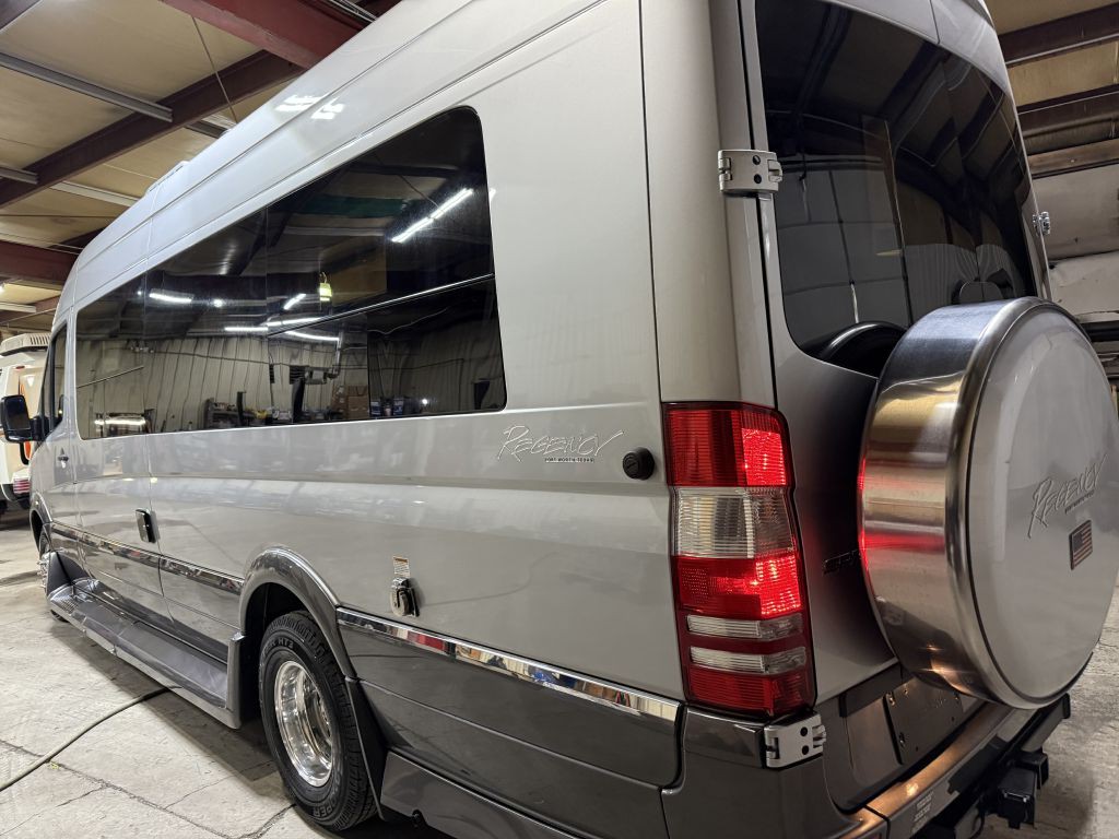 2017 Mercedes-Benz Sprinter Image 34