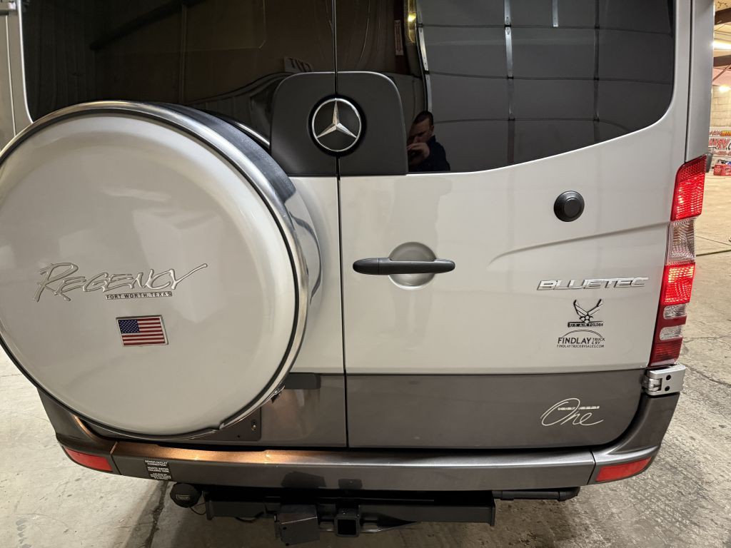 2017 Mercedes-Benz Sprinter Image 35