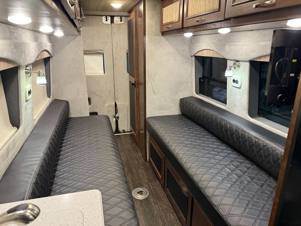 2017 Mercedes-Benz Sprinter Image 56