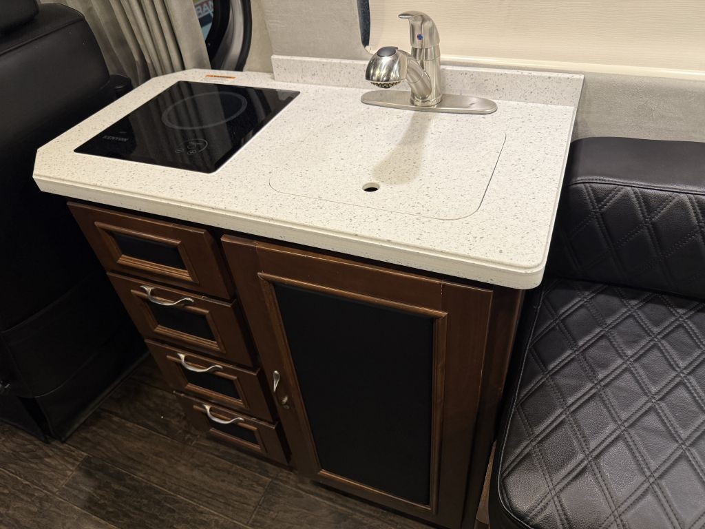 2017 Mercedes-Benz Sprinter Image 61