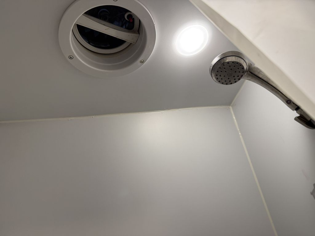 2017 Mercedes-Benz Sprinter Image 71