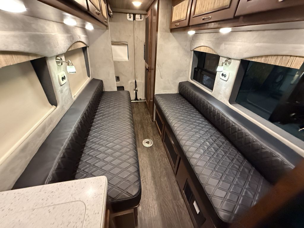 2017 Mercedes-Benz Sprinter Image 75