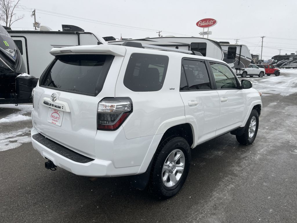 2023 Toyota 4Runner Image 8