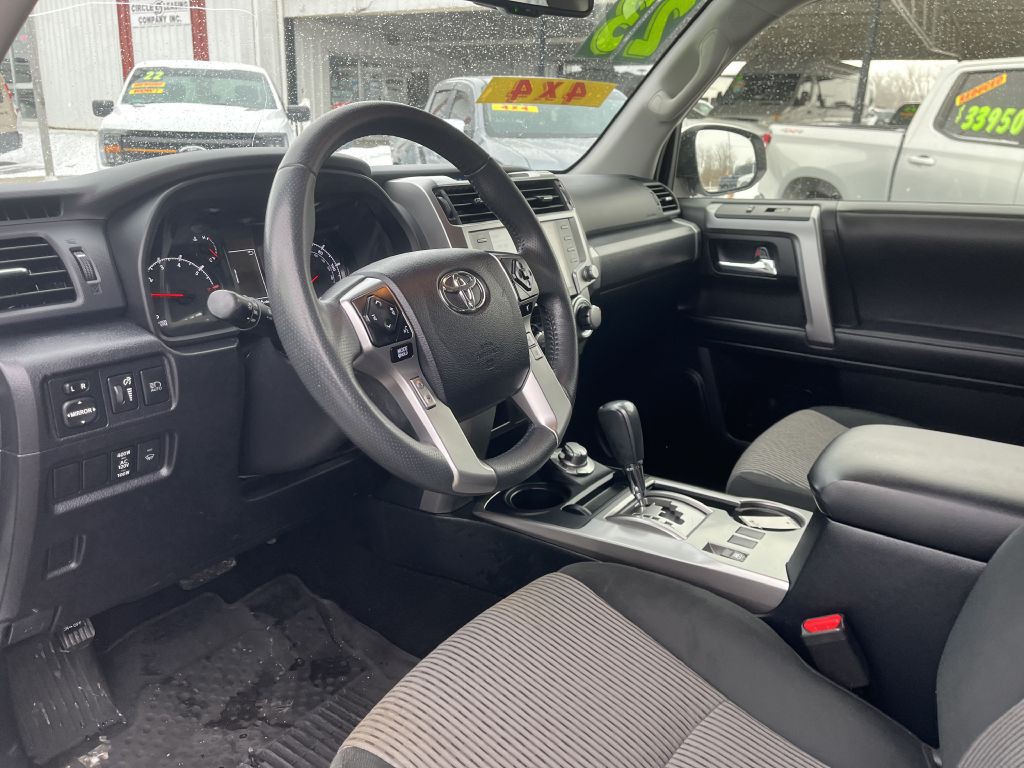 2023 Toyota 4Runner Image 14