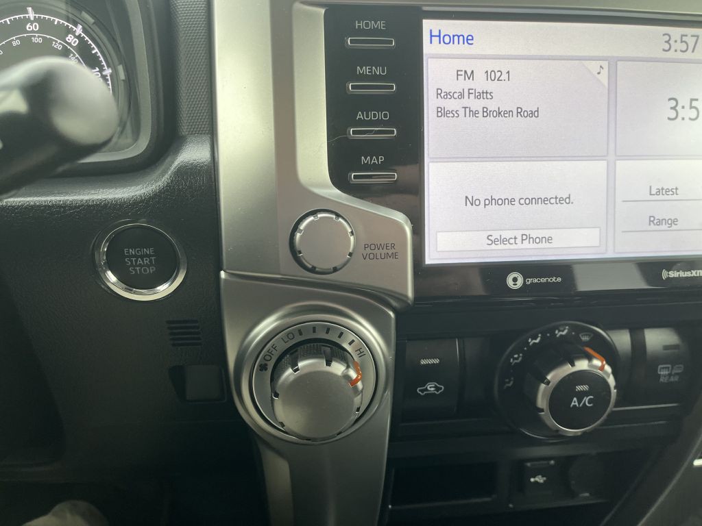 2023 Toyota 4Runner Image 21