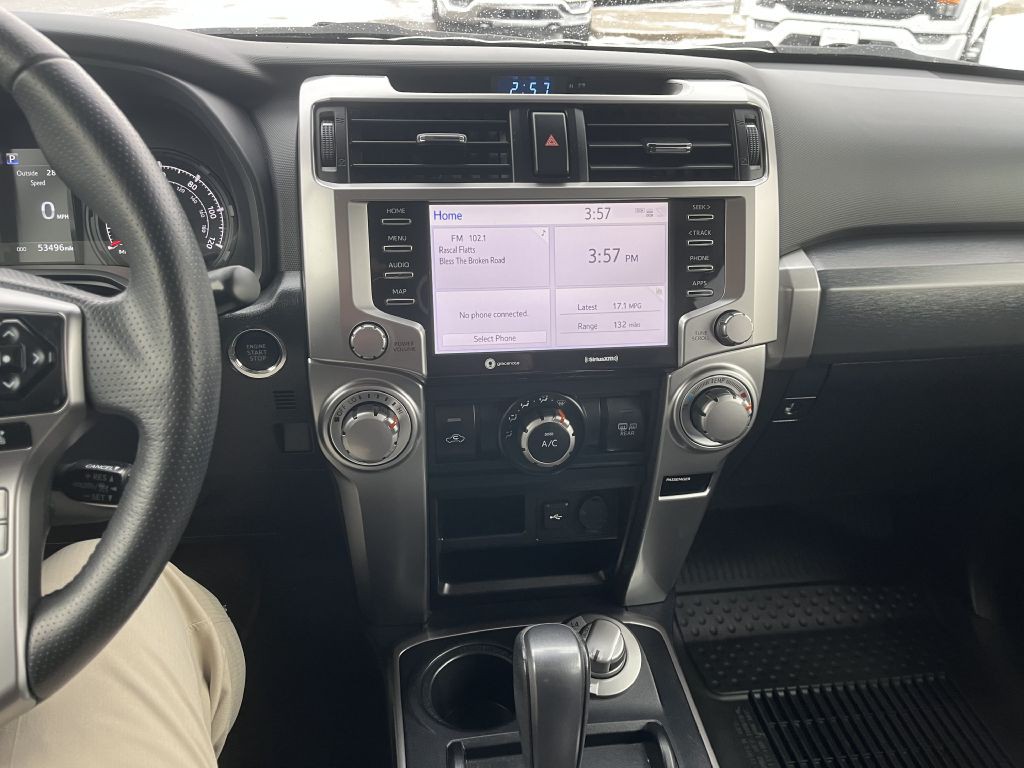 2023 Toyota 4Runner Image 27