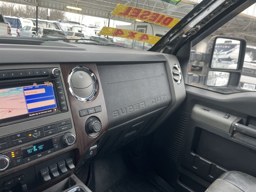2011 Ford F-250 Image 25