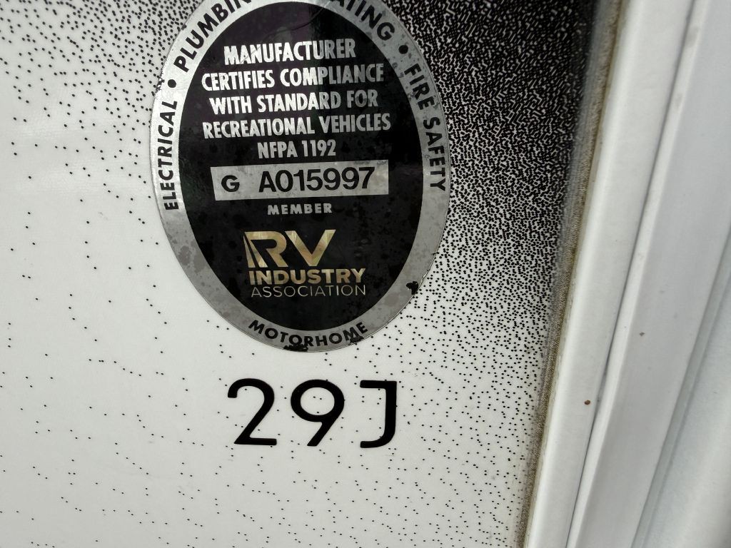 2022 Ford Econoline Image 20