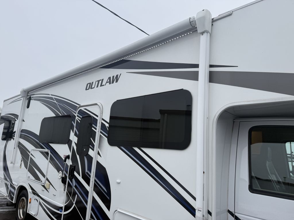 2022 Ford Econoline Image 22