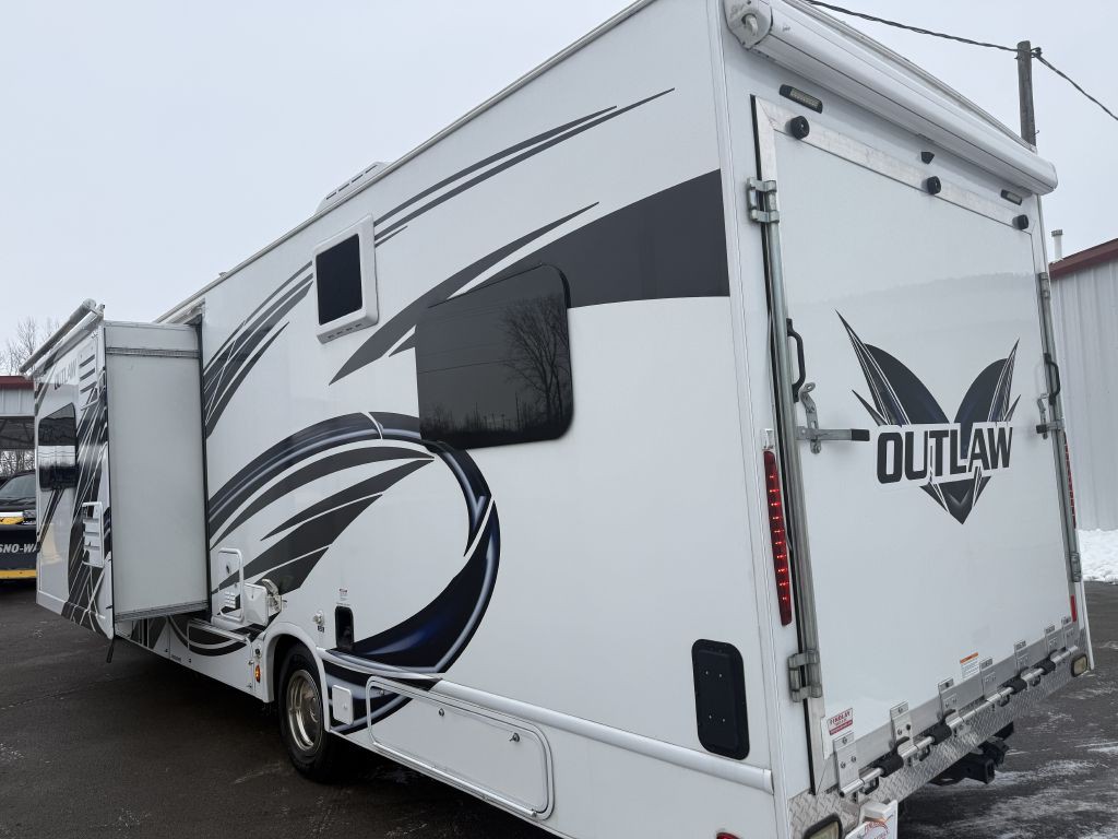 2022 Ford Econoline Image 29