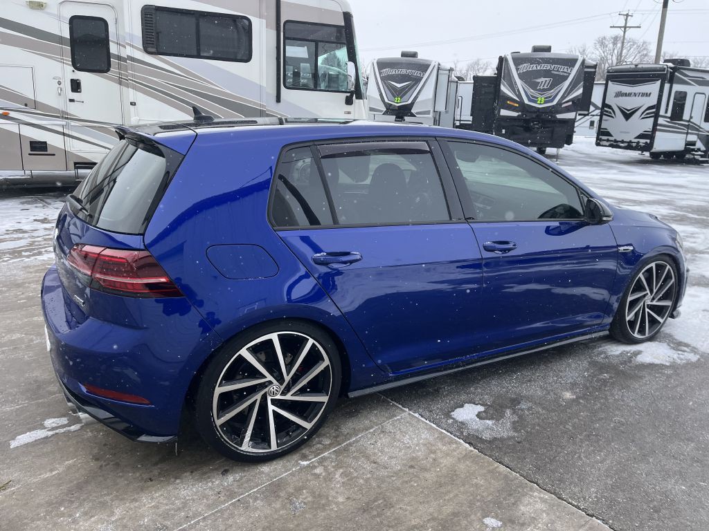 2019 Volkswagen Golf Image 16