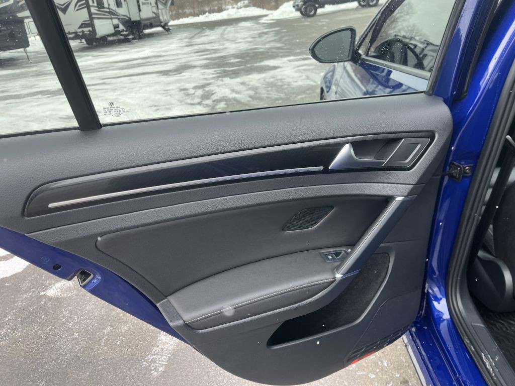 2019 Volkswagen Golf Image 21