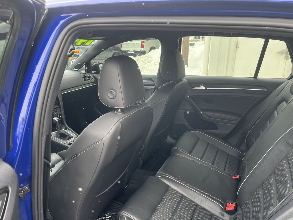 2019 Volkswagen Golf Image 22