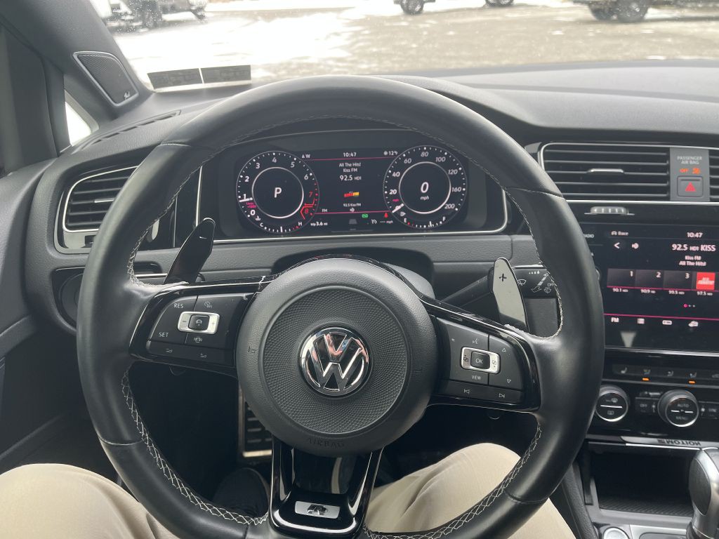2019 Volkswagen Golf Image 39