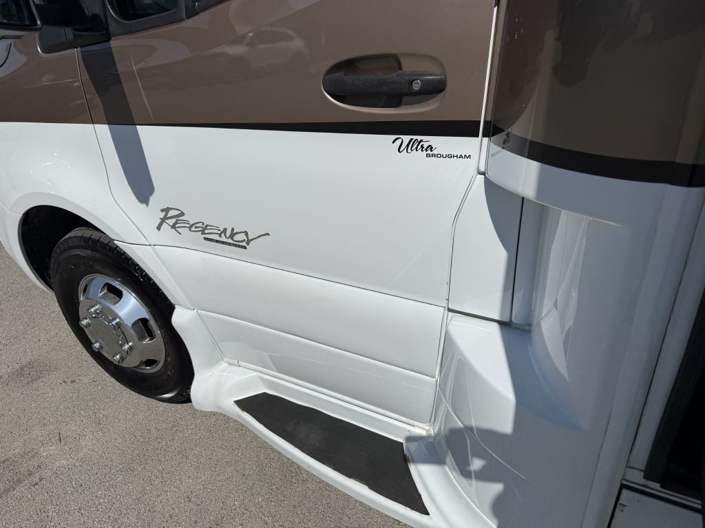 2021 Mercedes-Benz Sprinter Image 12