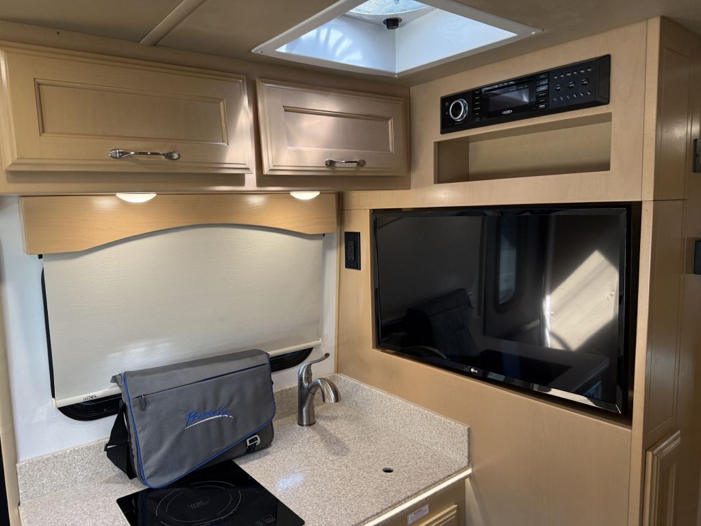 2021 Mercedes-Benz Sprinter Image 61
