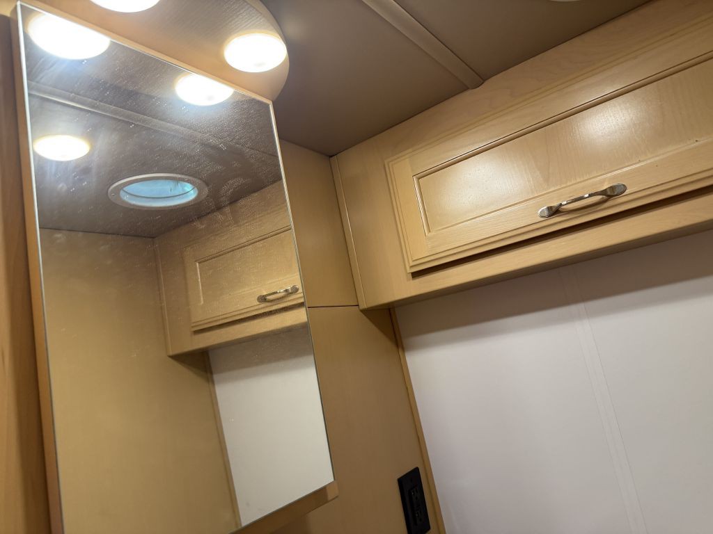 2021 Mercedes-Benz Sprinter Image 70