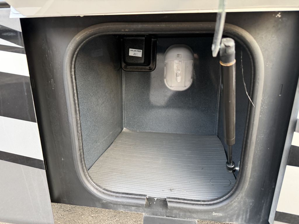 2020 Mercedes-Benz Sprinter Image 19