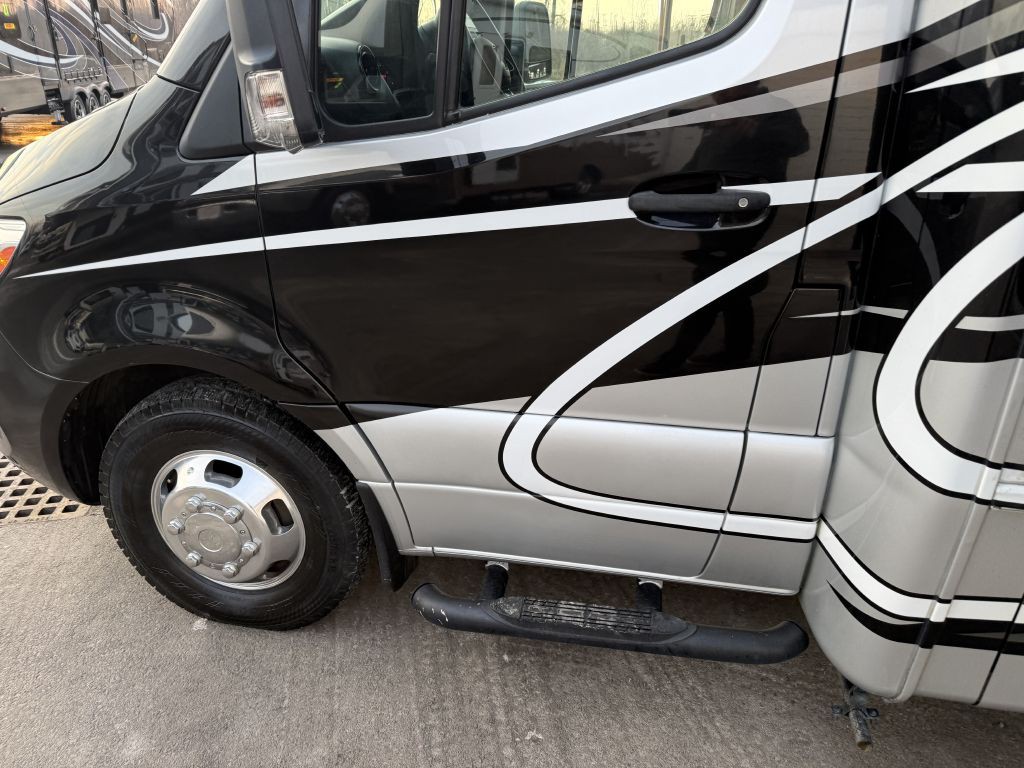 2020 Mercedes-Benz Sprinter Image 28