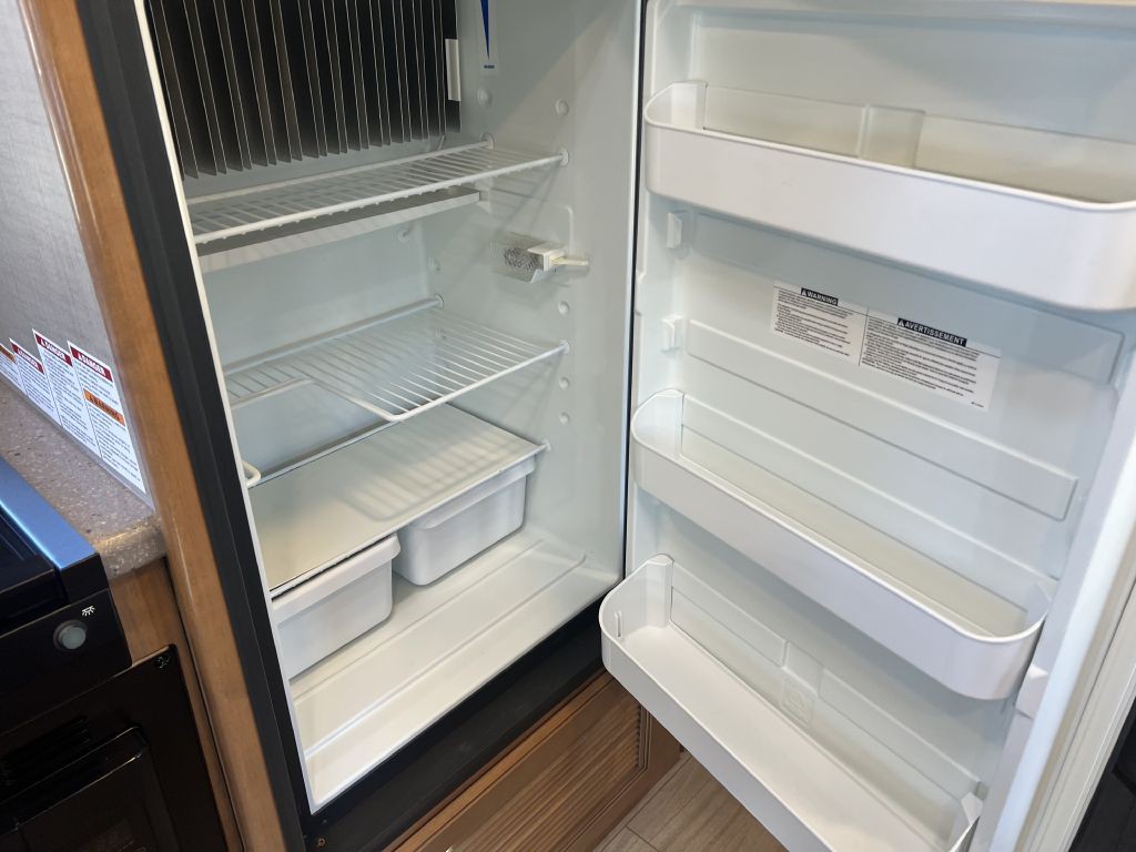 2020 Mercedes-Benz Sprinter Image 51