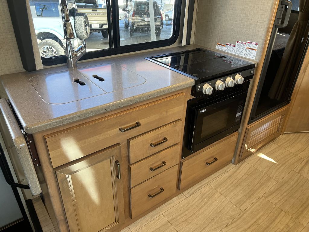 2020 Mercedes-Benz Sprinter Image 62