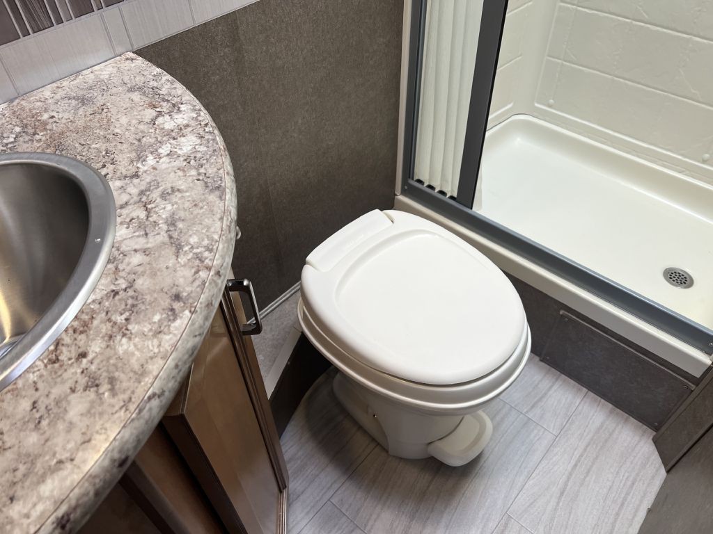 2020 Mercedes-Benz Sprinter Image 65