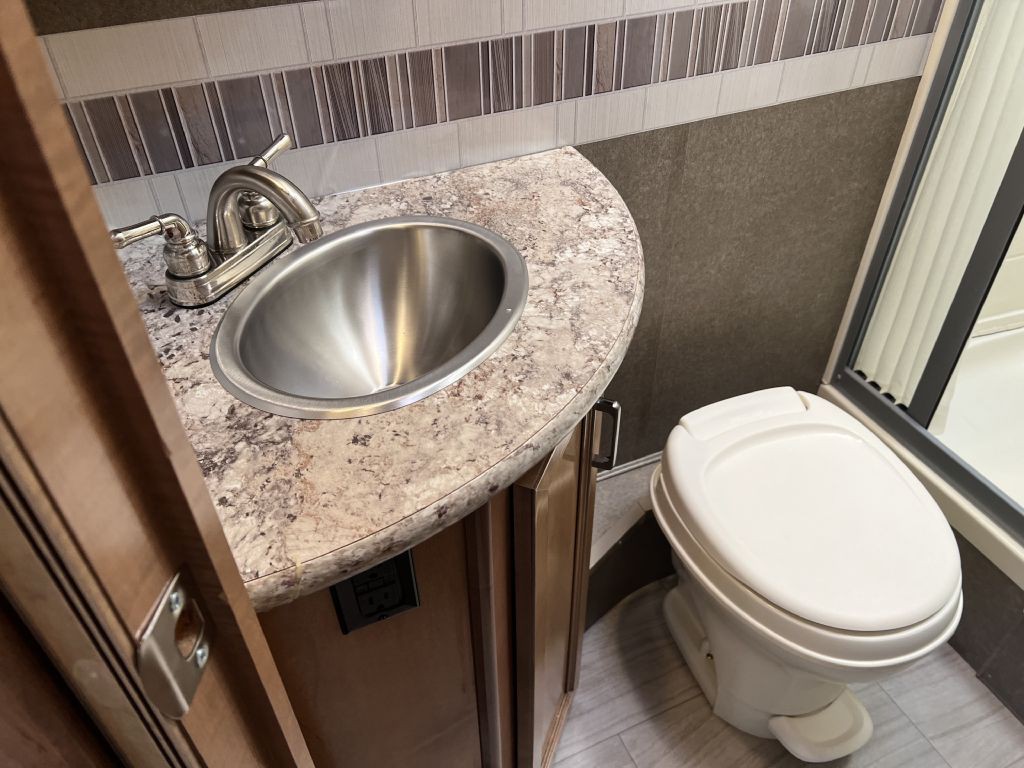 2020 Mercedes-Benz Sprinter Image 67