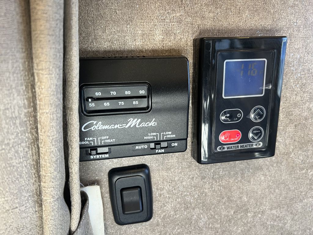 2020 Mercedes-Benz Sprinter Image 68