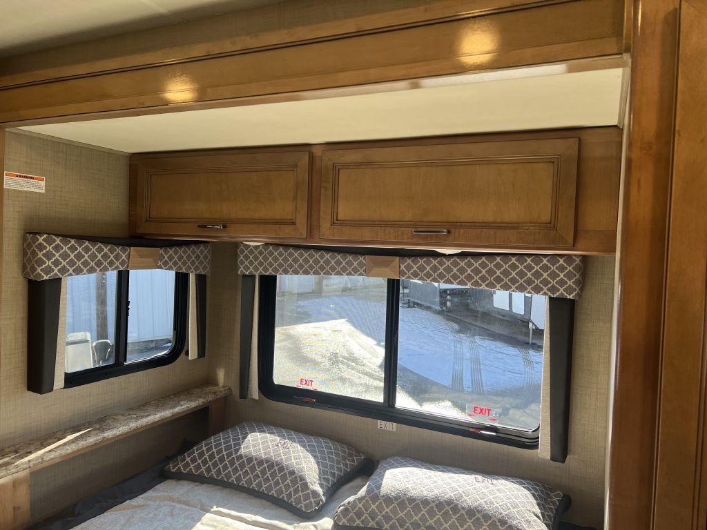 2020 Mercedes-Benz Sprinter Image 71